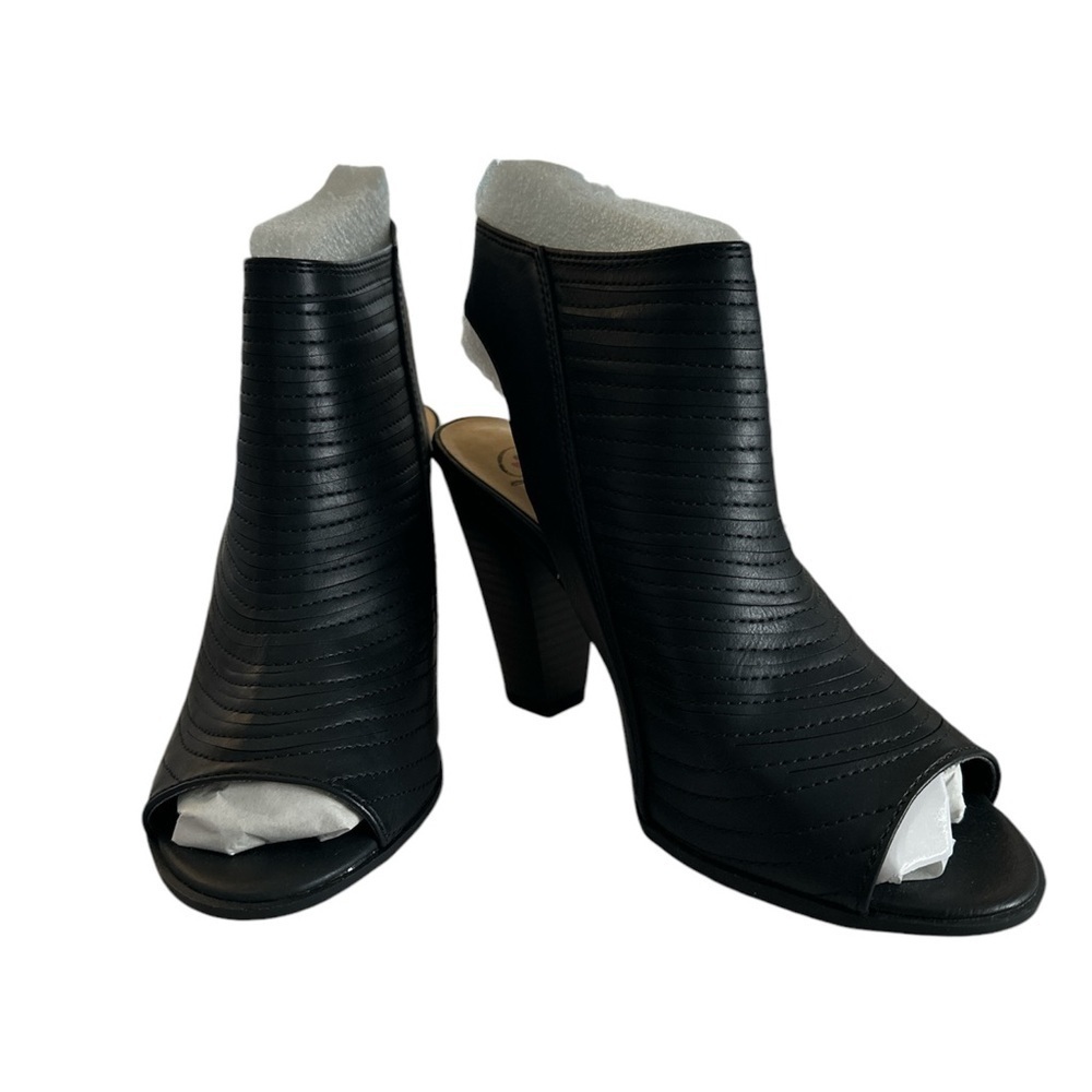 Black Faux Leather Open Toe Shoe 7 1/2 Bootie Brand New